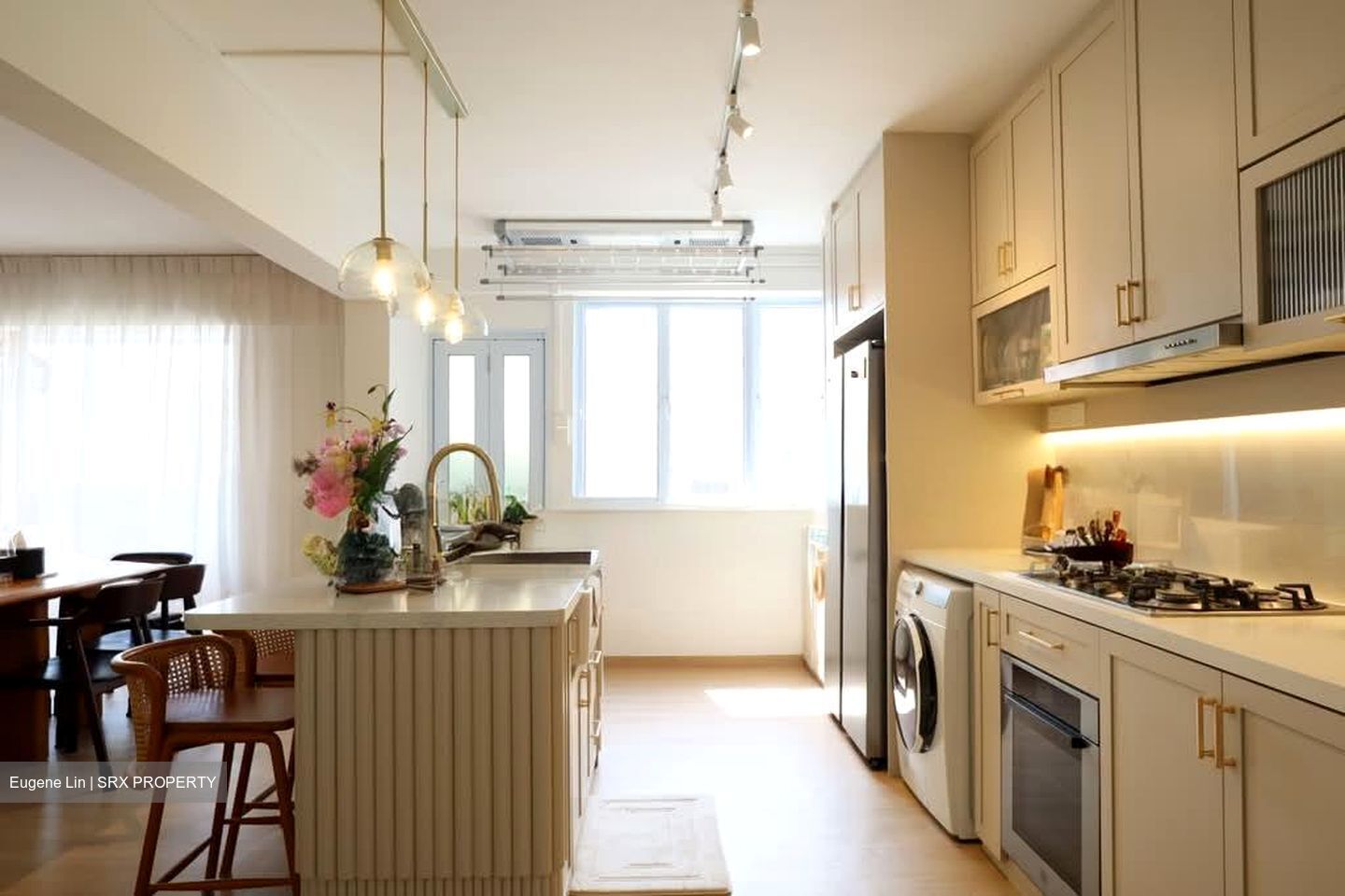 Blk 898A Tampines Polyview (Tampines), HDB 5 Rooms #558897261